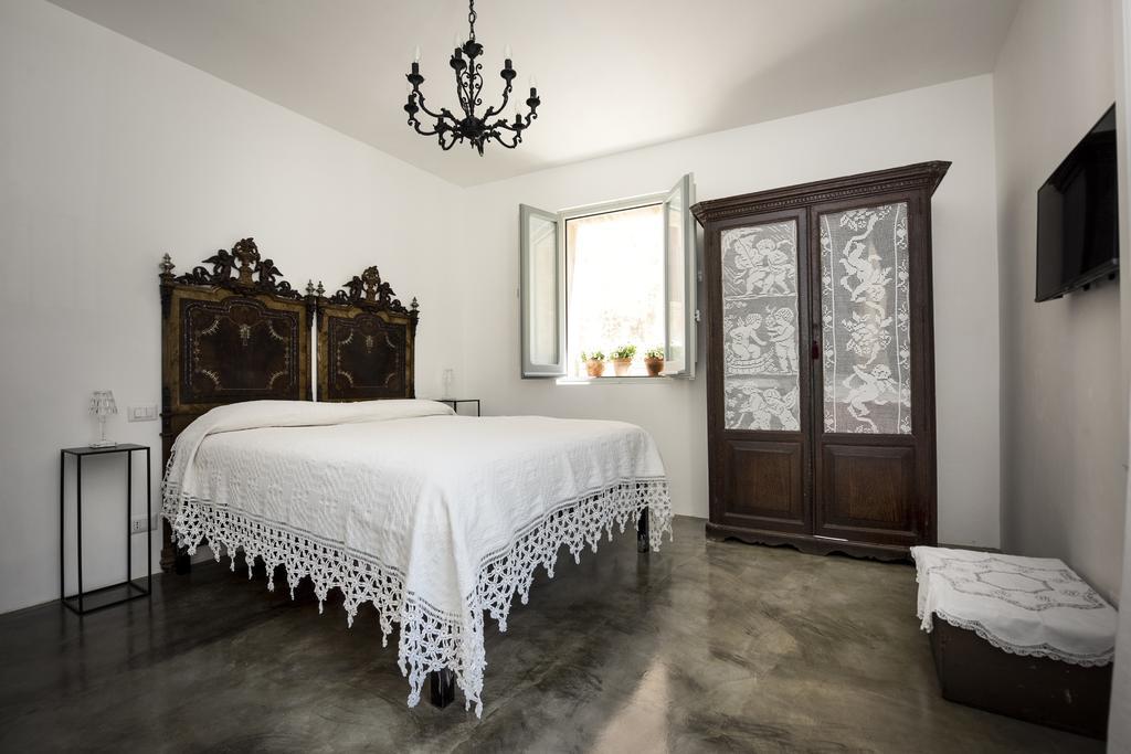 Bed and Breakfast Sanbartolomeo Casa & Putia à Scicli Extérieur photo